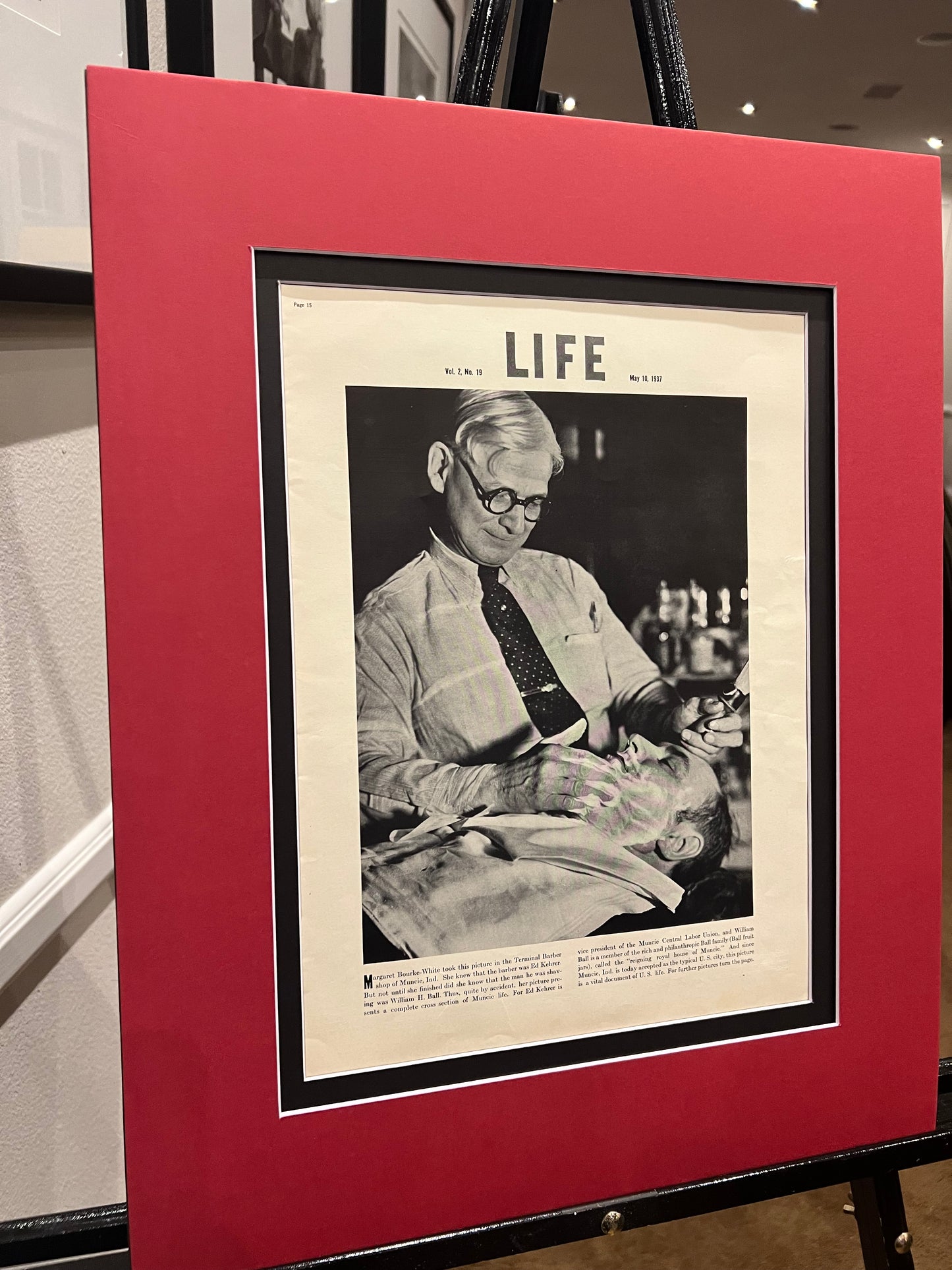 1937 LIFE Magazine iconic photo in Muncie, Indiana